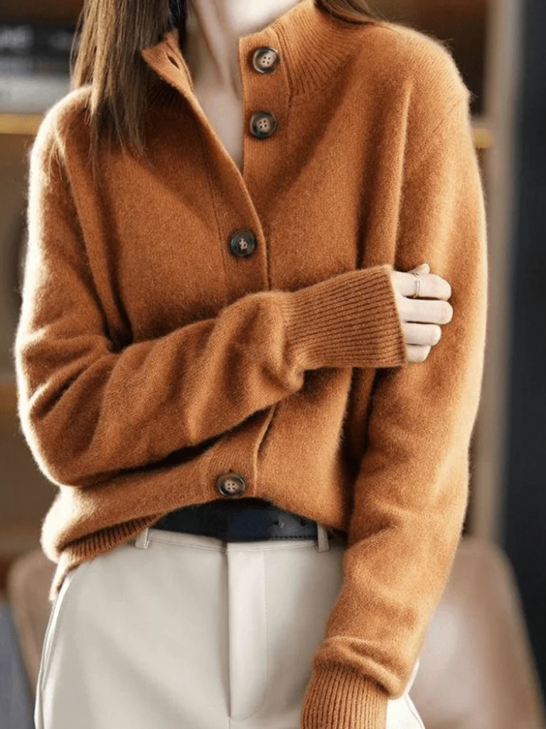 Blanche | Cardigan à Boutons