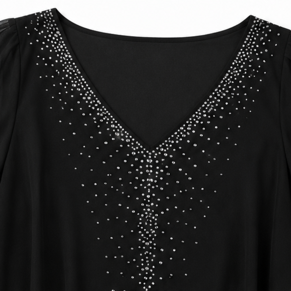 ROSALIE | ROBE À VOILE SUPERPOSÉ ET COL V ORNÉ