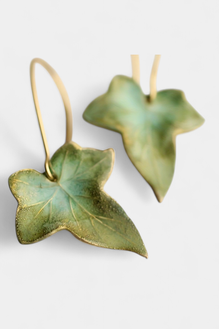 Boucles d'oreilles vintage à feuilles vertes